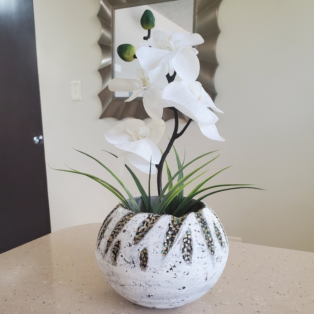 Handcarved Decor Vase